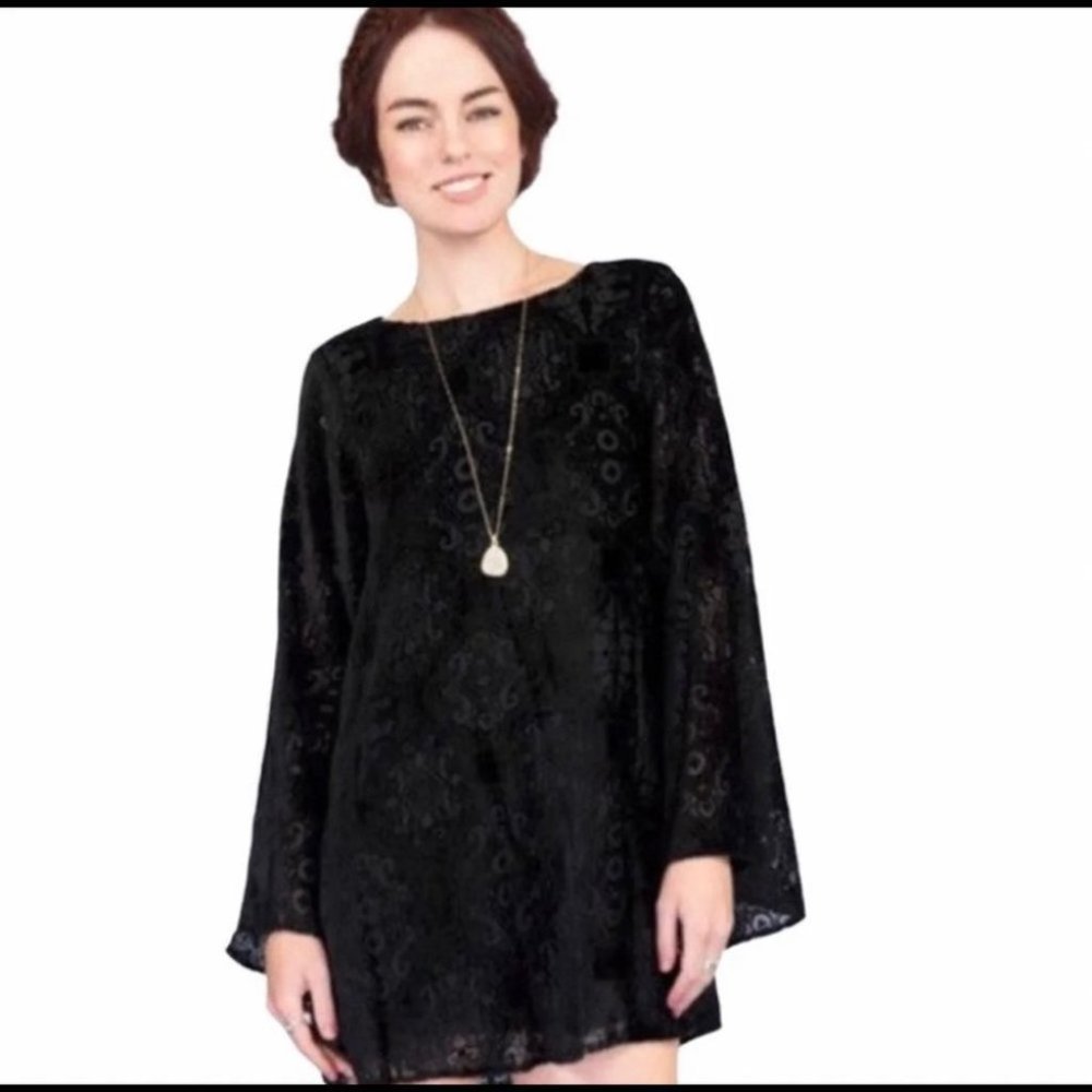 Show me your MuMu black Dress Size Medium